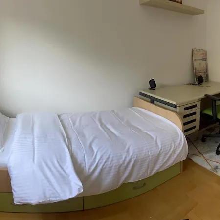 Charming Modern Near Center Free Parking & Fully Equipped