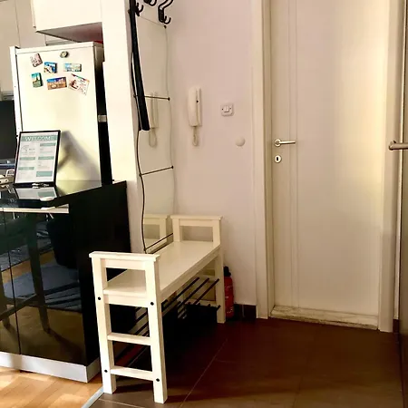 Charming Modern Near Center Free Parking & Fully Equipped